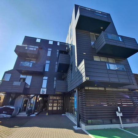 Steel Residence Timişoara Buitenkant foto
