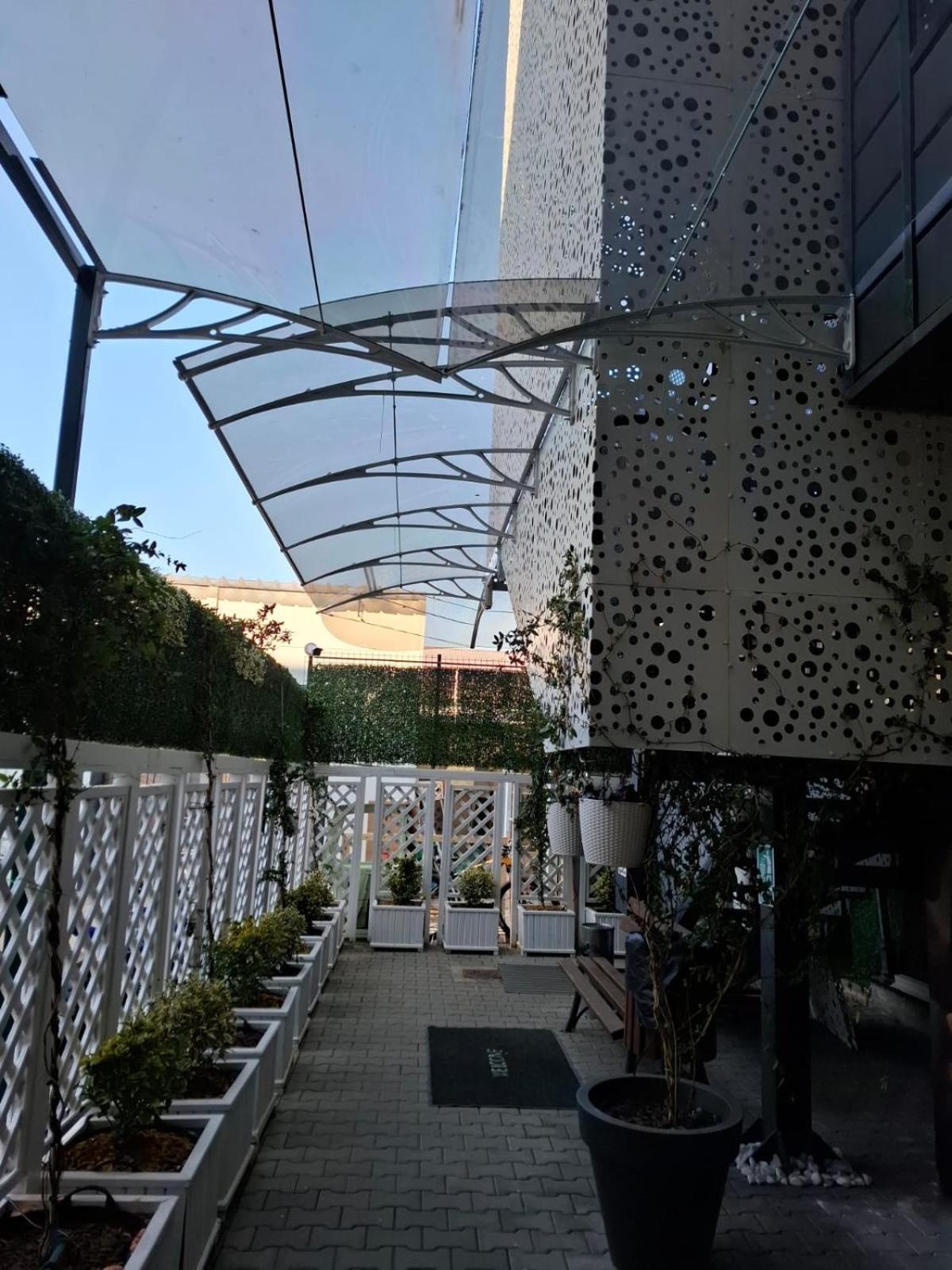 Steel Residence Timişoara Buitenkant foto