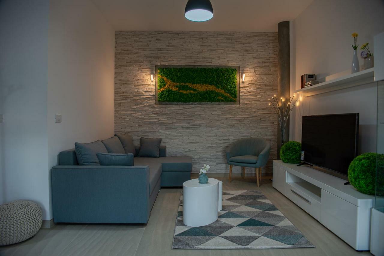 Steel Residence Timişoara Buitenkant foto